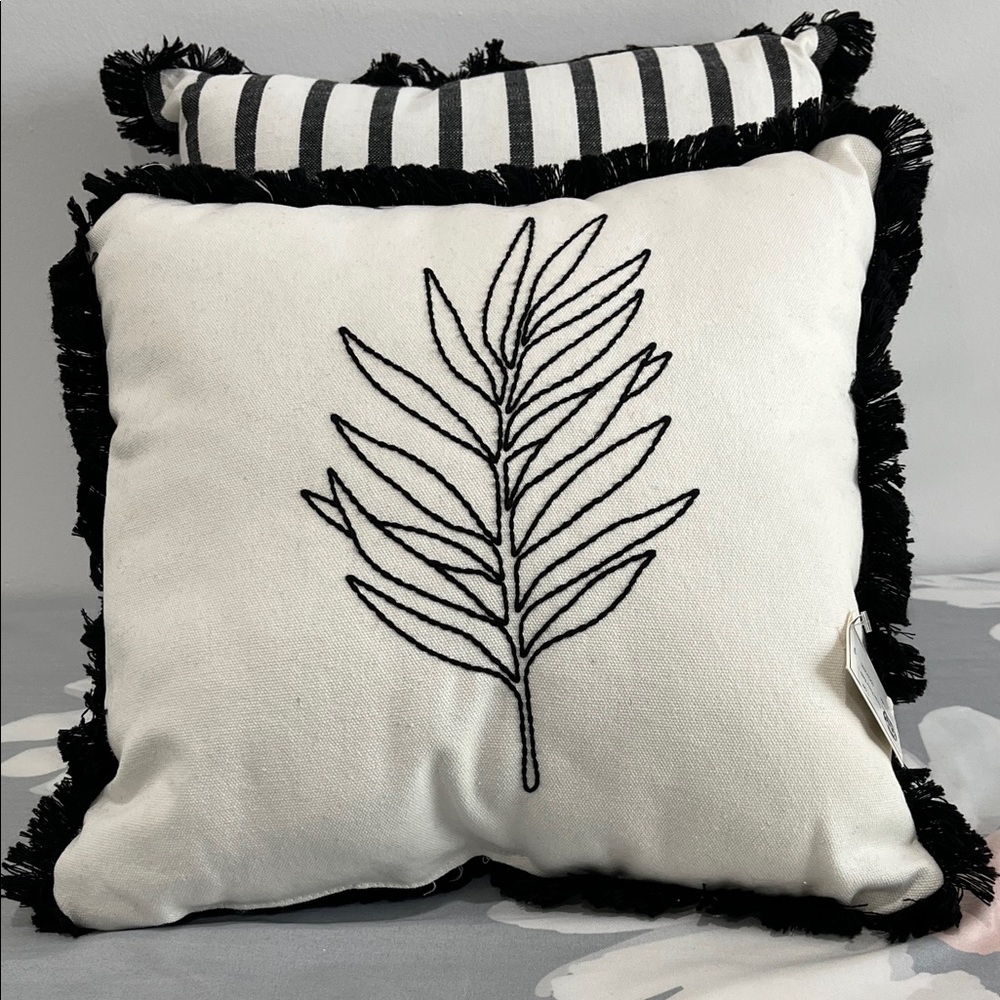 New With Tags! Embroidered Leaf Fringe Throw Pillow Set - Black & White